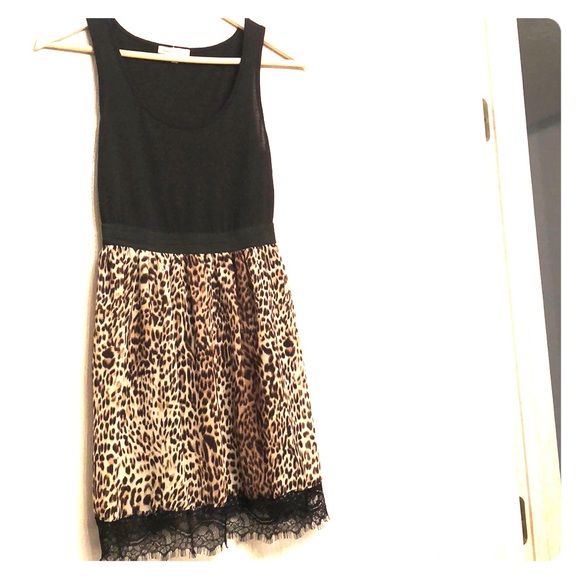 🛑LAST CALL BEFORE DONATION🛑 Leopard Print Dress - Picture 1 of 8